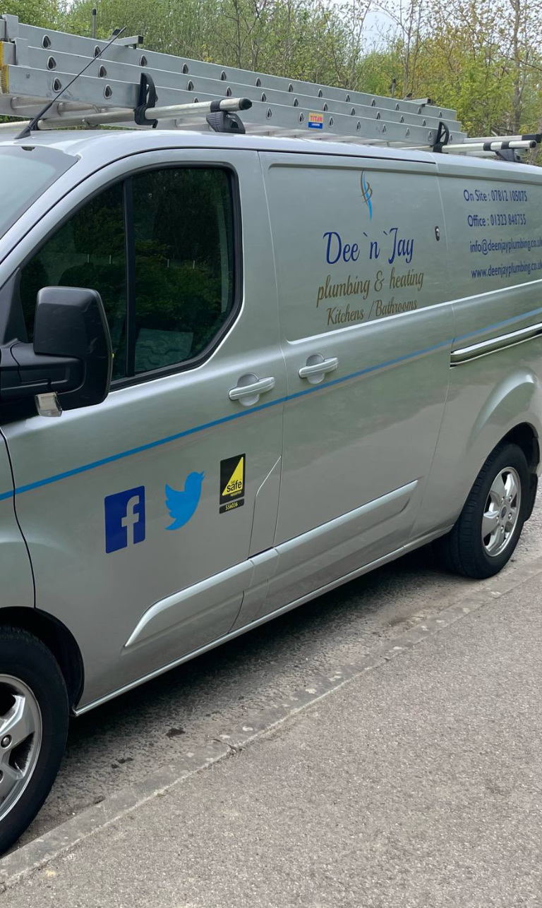 Dee 'n' Jay Plumbing & Heating